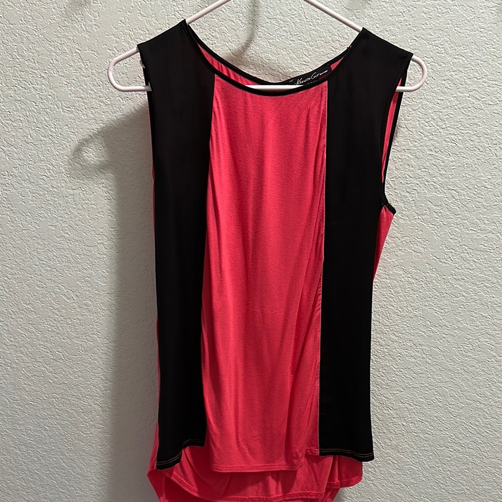 Kenneth Cole New York Fuchsia and Black Tank Top